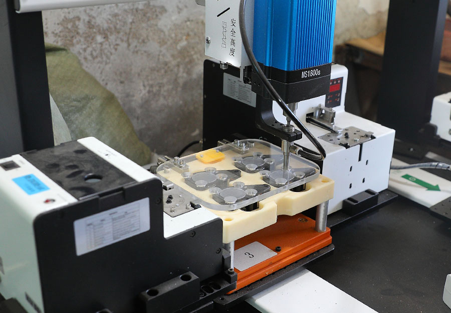 全自动葫芦钩拉紧器安装线